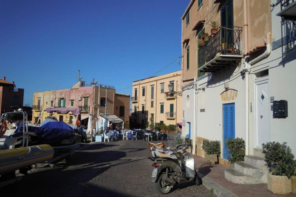 Villa Casa nel borgo marinaro di Santa Nicolicchia Santa Flavia Esterno foto