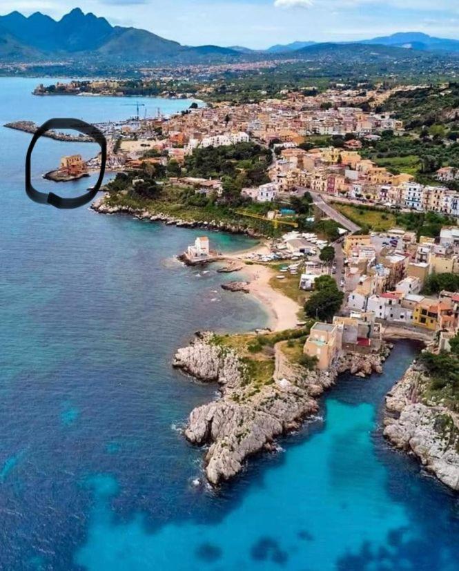 Villa Casa nel borgo marinaro di Santa Nicolicchia Santa Flavia Esterno foto